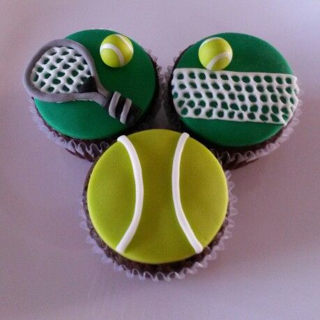 Tennis Cupcakes Tennis Cupcakes, Tennis Decorations, Tennis Birthday Party, Tennis Cake, Sport Cupcakes, Tennis Birthday, Tennis Party, Sport Cakes, Cupcake Wars