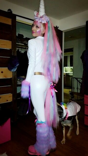 My unicorn costume Diy Unicorn Costume Women, Unicorn Costume Women's, Troll Halloween Costume, Diy Unicorn Costume, Unicorn Costumes, Halloween Customer, Lady Butterfly, Unicorn Life, Carnaval Costume