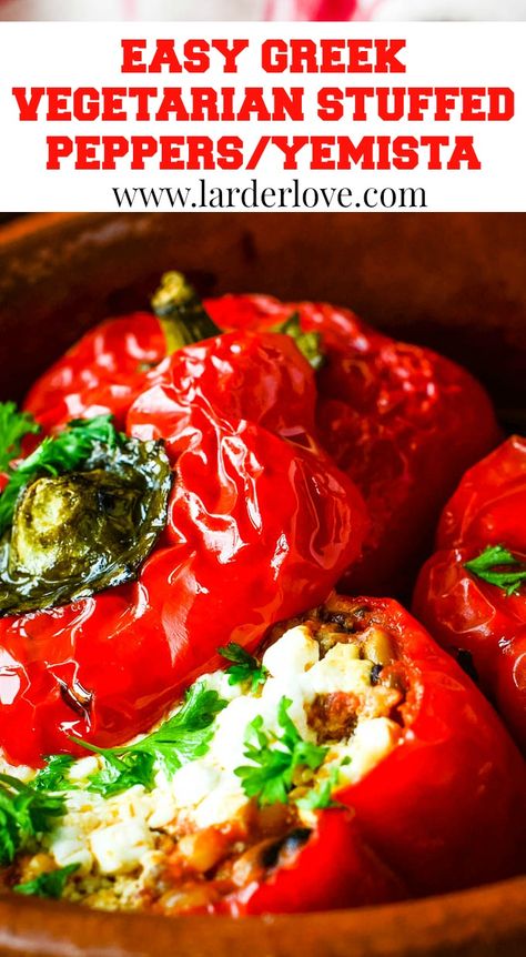 Greek style vegetarian stuffed red peppers Veggie Stuffed Peppers, Vegetarian Greek Recipes, Stuffed Red Peppers, Feta Stuffed Peppers, Greek Vegetarian, Greek Stuffed Peppers, Greek Recipes Easy, Red Pepper Recipes, Vegetarian Stuffed Peppers