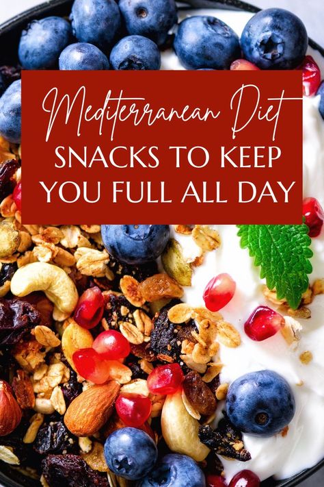 Mediterranean Diet Recipes Breakfast, Mediterranean Diet Snacks, Mediterranean Snacks, Mediterranean Diet Food List, Mediterranean Recipes Healthy, Mediterranean Diet Recipes Dinners, Med Diet, Mediterranean Diet Meal Plan, Easy Mediterranean Diet Recipes