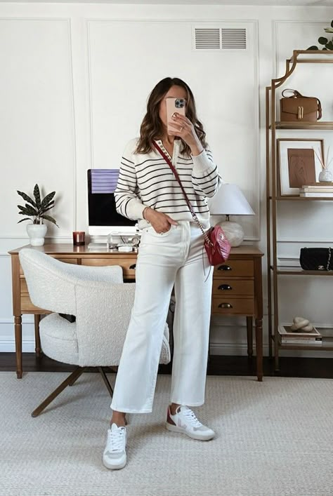 White Wide Leg Cropped Jeans, Work Outfit White Jeans, White Jeans Cream Top Outfit, White Wide Leg Outfit Jeans, White Pants For Fall Outfit, White Crop Wide Leg Pants Outfit, Classic White Jeans Outfit, Ankle Denim Pants Outfit, White Marine Jeans Outfit