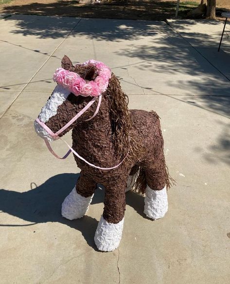 Cowgirl Pinata, Horse Pinata, Horse Bedroom, Pink Cowboy Boots, Pink Horse, Creative Kids Crafts, Celebration Party, Creative Kids, Make And Sell