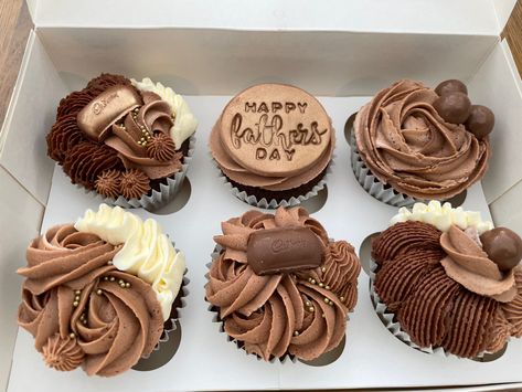 Man Birthday Cupcakes, Birthday Cupcakes For Men, 60th Birthday Cupcakes, Frosting For Chocolate Cupcakes, Baking Room, 30th Cake, Cupcakes For Men, Cupcake Inspiration, 30 Cake