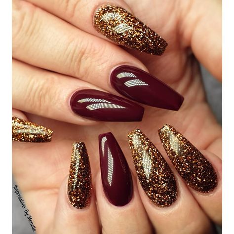 Nail Themes, Gold Gel Nails, Sns Nails Colors, Diy Pedicure, Lion Tamer, November Nails, Fall Gel Nails, Trendy Nail Art Designs, Fall Acrylic Nails