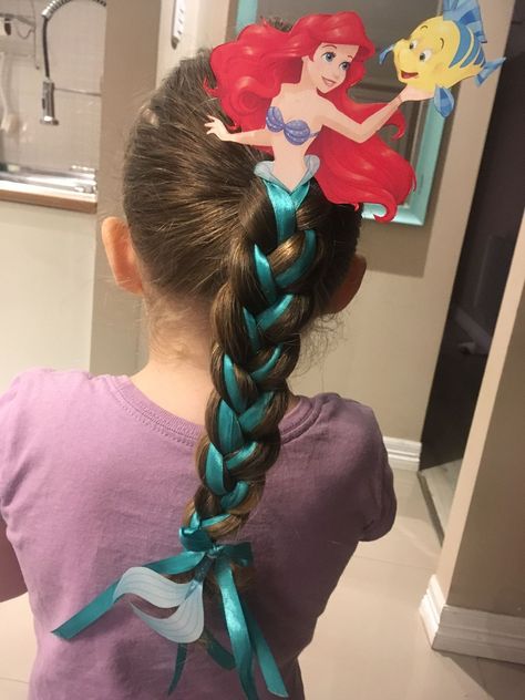 Disney Crazy Hair Day, Crazy Hair Day Braids, Crazy Hair Styles For Kids, Crazy Hair Day For Kids, Halloween Hair For Kids, Halloween Crazy Hair Day, Easy Crazy Hair Day Ideas Kids, Kids Crazy Hair Day, Crazy Hair Day Ideas