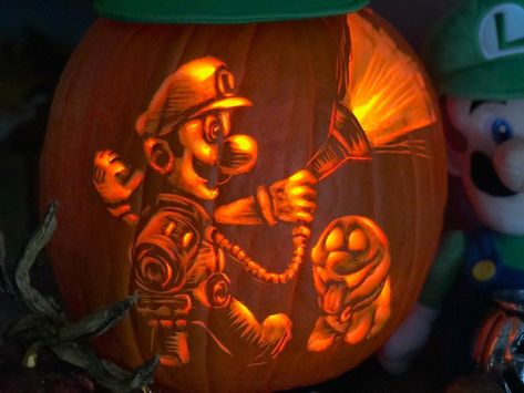 Luigi Pumpkin Carving, Luigi Pumpkin, 90s Fashion Outfits Hip Hop Party, Pumpkin Ideas, Pumpkin Faces, Pumpkin Carving, Mansion, Nintendo, Carving