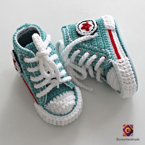 Baby shoes crochet pattern