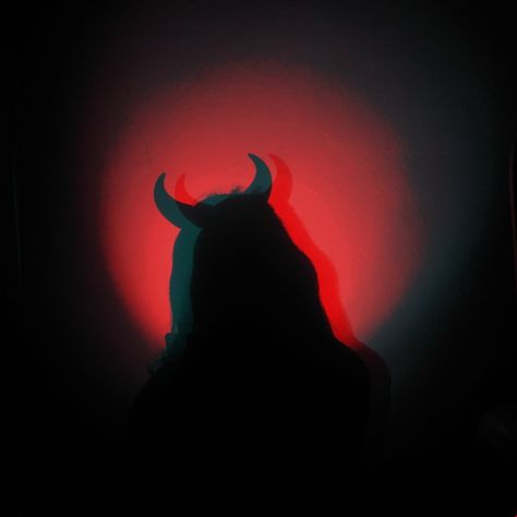 Red Asthetic devil girl Demon Aestethic Female, Demon Asthetic Picture, Faceless Female Pfp, Devil Woman Aesthetic, Devil Girl Aesthetic, Red Devil Aesthetic, Devilish Aesthetic, Red Devil Girl, Devil Pic