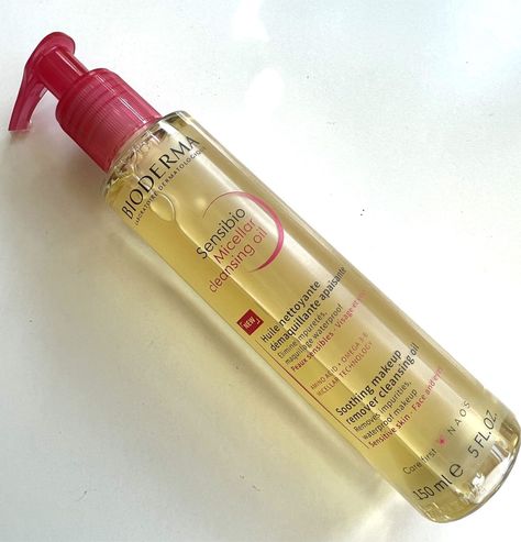 Bioderma Cleansing Oil, Bioderma Oil Cleanser, Bioderma Cleanser, Bioderma Skincare, Healthy Skin Care Acne, Cleansing Skincare, Sensitive Skin Makeup, Best Makeup Remover, Bioderma Sensibio