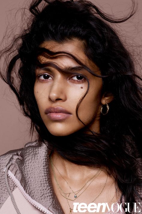 Meet the Two Indian Models Changing What Diversity Means in Fashion Bhumika Arora, Pooja Mor, Mekap Mata, Smink Inspiration, Indian Models, Beauty Must Haves, Brown Girl, Teen Vogue, Long Black