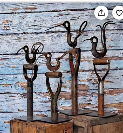 Welding Idea, Reclaimed Art, Sculpture Bird, Welding Crafts, Welding Shop, Recycled Metal Art, Workshop Garage, Scrap Art, Welding Art Projects