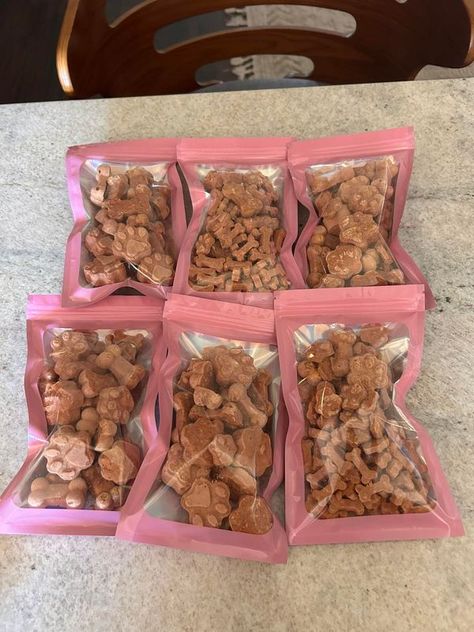 Freezes Dried Pet Treats | My first dog treats | Facebook Freeze Dried Dog Treats Diy, Freeze Dry Dog Treats, Freeze Dry Business, Freeze Dried Dog Treats Recipes, Dog Treat Bags Diy, Eggs For Dogs, Dried Dog Treats, Freeze Dried Food Storage, Harvest Right Freeze Dryer