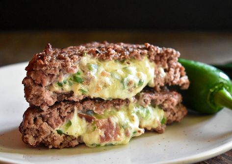 Jalapeño & Cheddar Stuffed Burger Patty - Heatherlea Farm Shoppe Burger Patty Recipe, Stuffed Burger, Stuffed Burgers, Angus Burger, Cheddar Burger, Cucumber Raita, Burger Patty, Parmesan Cream Sauce, Jalapeno Cheddar