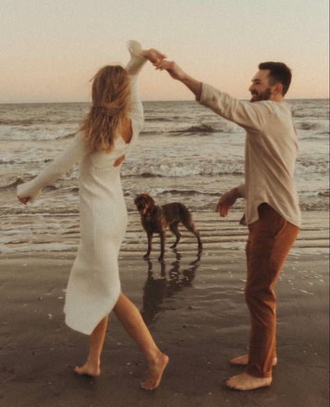 Marsh Engagement Photos, Timeless Engagement Photos Beach, Beach Town Engagement Photos, Proposal With Dog, Engagement With Dog, Engagement Photoshoot With Dog, Couple Shoot With Dog, Engagement Shoot With Dog, Neutral Photoshoot