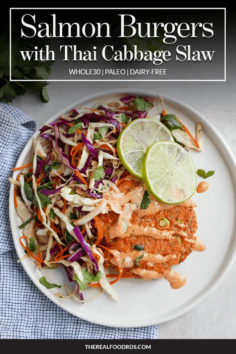 Thai Cabbage, Healthy Salmon Burgers, Whole30 Salmon, Bake Fish, Grilled Salmon Burgers, Heathy Eats, Salmon Burger Recipe, January Recipes, Seafood Delight