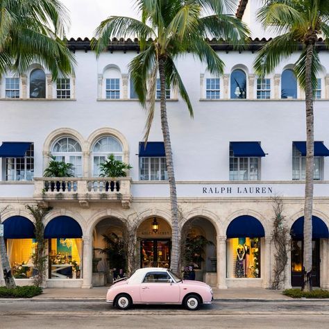 (1) Facebook Worth Avenue Palm Beach, Palm Beach, Showroom, Florida, Travel