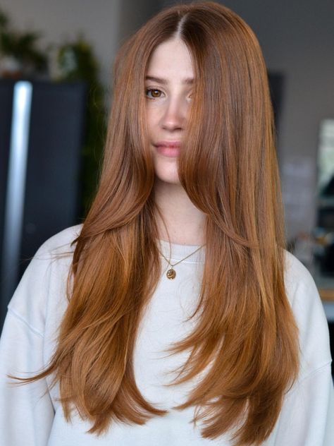 Long Layered Copper Hair, Layered Thick Hair, Trendy We Fryzurach, Layered Haircuts For Women, Long Layer, Layered Haircuts With Bangs, Hair 2022, Straight Hair Cuts, Medium Layered Haircuts