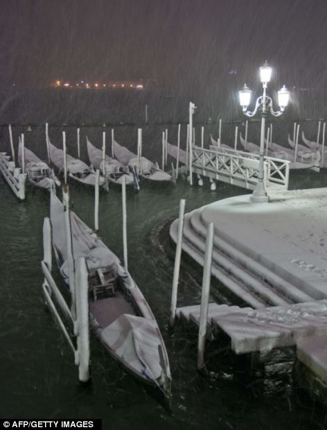 Venice In Winter, Gondola Venice, Famous Saints, Heavy Snowfall, Flood Barrier, St Marks Square, Venice Hotels, Carnival Of Venice, Snow Ice