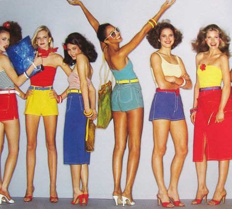 Vintage Fashions from Esprit Catalog Summer 1980. 1980's Sportswear from California 80s Summer Fashion, 80s Summer Outfits, 80s Fashion Women, 1980s Outfits, The 80s Fashion, Vintage Summer Fashion, 1980s Fashion Trends, Look 80s, 1980 Fashion