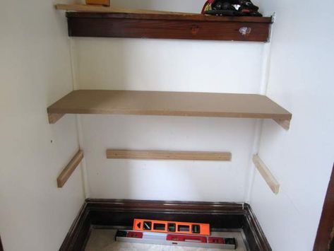 Diy Shoe Shelf Entryway, Diy Built In Shoe Shelves, Diy Shoe Shelf Wall, Diy Shoe Shelves On Wall, Shoe Shelves On Wall, Built In Shoe Shelves, Small Entry Decor, Shoe Shelf Diy, Shoe Shelf In Closet