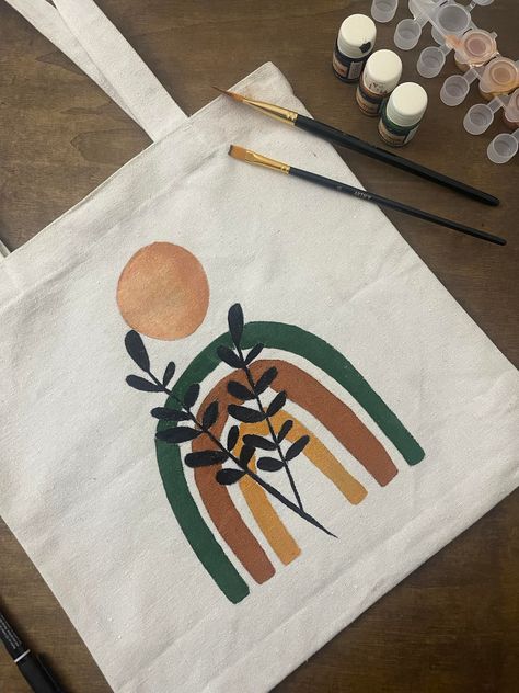 Customized and Personalized Artwork Handmade Products. Fabric colors Cloth Bags Painting, Totebags Painting Ideas, Tote Bag Design Ideas Paint Easy, Tout Bag Ideas, Diy Canvas Bags, Bags Painting Ideas, Paint Your Own Tote Bag, Simple Tote Bag Painting, Toat Bag Painting