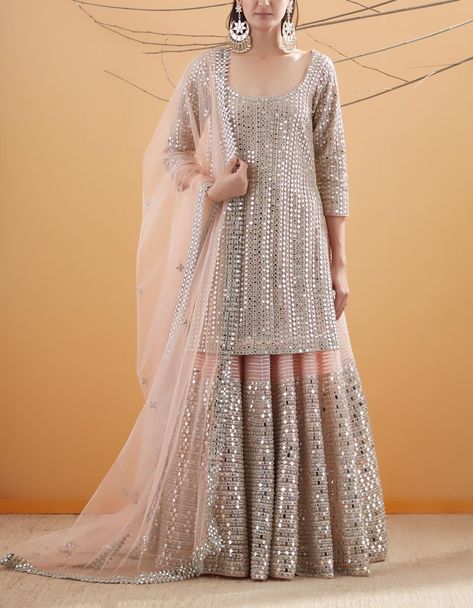 Lehngas Designs, Mirror Work Sharara, Garara Designs, Qabool Hai, Abhinav Mishra, Suit Punjabi, Pakistani Party Wear Dresses, Indian Suit, Western Dresses For Women