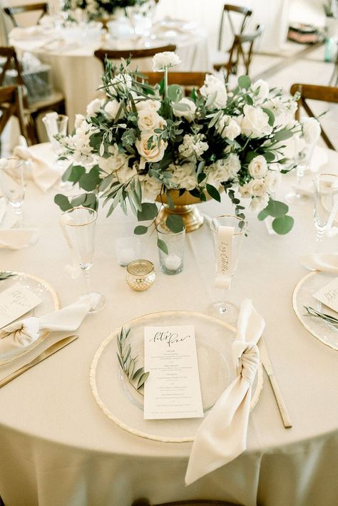 Wedding Themes Simple Elegance, Ivory Reception Tables, Classy Round Table Decor Wedding, Ivory Wedding Decor Receptions, Bridal Table Setting, Wedding Table Place Mats, Flowers For Wedding Reception, Champagne And Greenery Wedding Decor, Tuscan Wedding Reception Decor