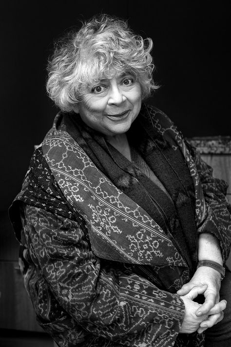 Miriam Margolyes, Mystery Tv Shows, Ladies Who Lunch, Potter Facts, Terry Pratchett, Harry Potter Facts, National Treasure, British Actresses, Harry Potter Characters