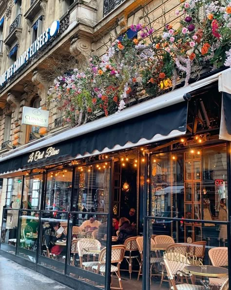 Paris Coffee Shop, Bistro Interior, Bistro Decor, Cafe Display, Cafe Exterior, European Cafe, Parisian Bistro, Restaurant Exterior, Parisian Cafe