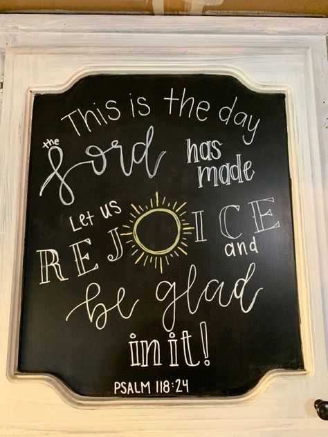 Inspirational Chalkboard Art, Jesus Chalk Art, Christian Chalkboard Ideas, Church Chalkboard Ideas, Bible Chalk Art, Fall Scripture Chalkboard Art, Chalkboard Verses Art, Chalkboard Scripture Art, Chalkboard Verse Art