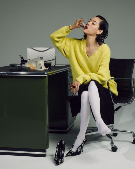 Mikako Ichikawa, Office Aesthetic, Japanese Actress, Office Fashion Women, Fashion Photography Inspiration, Ishikawa, Photoshoot Concept, Fashion Images, Japan Fashion