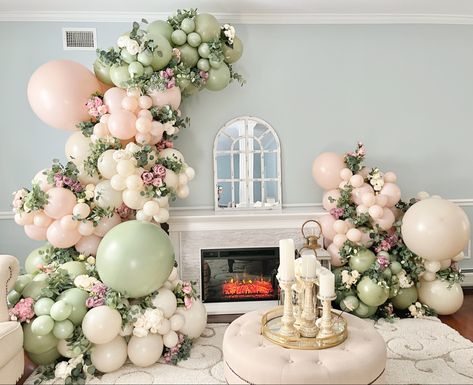 Bridal Shower Party Ideas, Backyard Baby Showers, Fairy Birthday Cake, Blush Balloons, Balloon Tree, Mickey Theme, Floating Balloons, Teepee Party, Bridal Shower Balloons