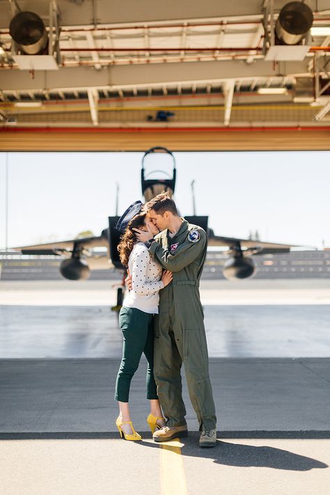 Air Force Couple Pictures, Pilot Love Couple, Air Force Engagement Pictures, Airforce Couple, Army And Doctor Couple, Pilot Couple Goals, Airforce Wedding Pictures, Soldier Photography, Pilot Engagement Photos