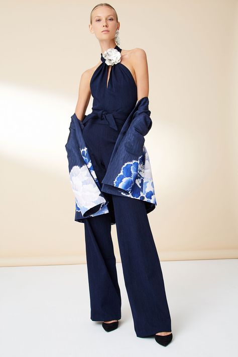 Josie Natori Spring/Summer 2018 RTW Collection Josie Natori, Fashion 2018, Jumpsuit Fashion, Fashion Show Collection, Fashion Week Spring, London Fashion Week, Milan Fashion Week, Couture Fashion, New York Fashion Week