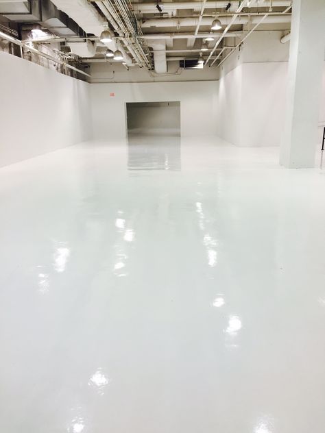 Industrial Coatings and Wall Painting with Extreme Industrial Coatings! White Epoxy Garage Floor, White Epoxy Floor, Epoxy Floor Basement, Epoxy Concrete Floor, Epoxy Garage Floor Coating, Epoxy Garage Floor, Epoxy Floor Paint, White Garage, Garage Epoxy