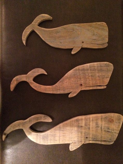 Wooden Whale, Driftwood Art Diy, Wood Fish, Nautical Crafts, Wooden Fish, Wood Wall Art Diy, Wood Art Projects, Wood Animal, Fish Wall Art