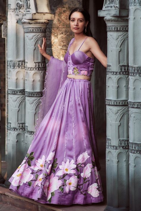 Purple Pure Organza Silk Hand Embroidered Corset Top Lehenga Set Neha Saxena, Lavender Color Dress, Embroidered Corset Top, Scalloped Dupatta, Painted Magnolia, Purple Magnolia, Guitar Birthday, Top Lehenga, Lavender Outfit