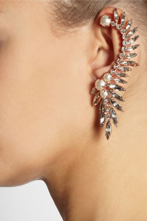 Swarovski Ryan Storer Rose-Gold, Crystal, and Pearl Ear Cuff ($630) Luxury Jewelry Earrings, Pearl Ear Cuff, Crystal Ear Cuff, The Bling Ring, Fancy Jewellery Designs, Olivia Palermo, Swarovski Earrings, Stylish Jewelry, Crystal Pearls