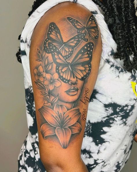 Female Arm Sleeve Tattoos Black, Arm Tattoos For Women Sketch, Half Sleeve Tattoos For Women Upper Arm, Cute Shoulder Tattoos, Cute Thigh Tattoos, Arm Sleeve Tattoos For Women, Hand Tattoos For Girls, Cute Hand Tattoos, Pretty Hand Tattoos