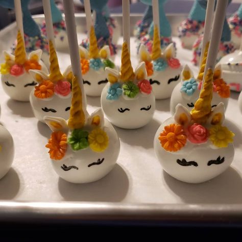 Alex on Instagram: “Unicorn/ mermaid cakepops” Mermaid Cakepops, Unicorn Mermaid, Cakepops, Cake Pops, Mermaid, Cake, On Instagram, Instagram