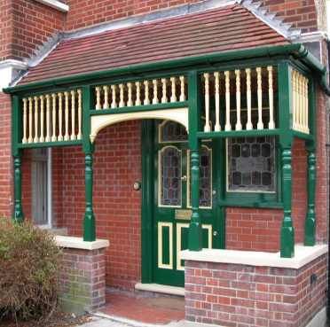 Bricks & Brass: The Design of the Victorian and Edwardian Front Door Victorian House Uk, Victorian Porch Ideas, Edwardian House Exterior, Brick Porch, Fairytale Houses, Front Door Inspiration, Victorian Porch, Front Door Styles, Porch Uk