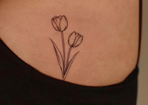 Butterfly On Tulip Tattoo, 2 Tulips Tattoo, Tulip And Butterfly Tattoo, Tulip Fine Line Tattoo, Minimalist Tulip Tattoo, Simple Tulip Tattoo, Bridgerton Tattoo, Fine Line Tulip Tattoo, Pisces Tattoo Designs