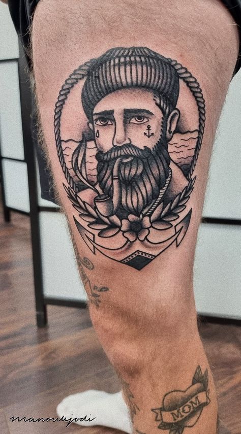 Sailor Traditional Tattoo, Upper Knee Tattoo Men, Traditional Man Tattoo, Sailor Tattoos Traditional, Tatto Old Scold, Old School Sailor Tattoo, Kai Tattoo, Fisherman Tattoo, Jason Tattoo