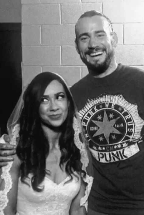 Cm Punk And Aj Lee, Aj Lee And Cm Punk, Cm Punk Aj Lee, Aj Lee Wwe, Wwe Backstage, Wwe Couples, Queen Of The Ring, Cult Of Personality, Aj Lee