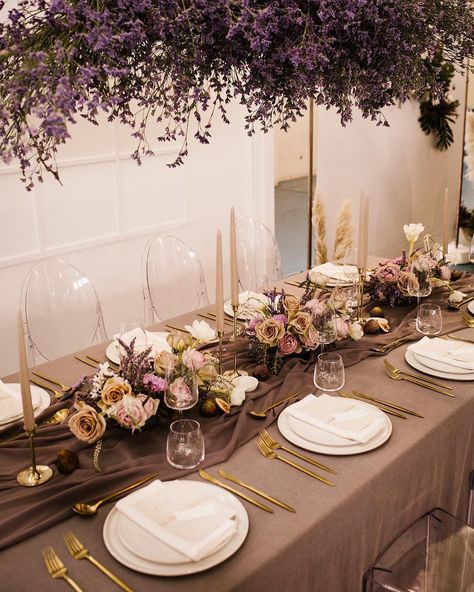 Throwback to two weeks ago when @aravellaeventdesign invited us to their expo table at @onefinedayweddingfairs  If you are seeking a classic, romantic and beautiful design for your wedding day, this talented duo provide all the pretty plus the savvy to make it happen. | 📸 @sarahtonkinphotography | | Cutlery & Glassware 🙋🏻🙋🏻| | Florals @zinniafloraldesign | | Chairs and Linen @hiresociety | | Stationery @chi.borrello | | Cake @thecakeandi | Purple Table Scape, Purple Table Decorations, Purple Reception, Engagement Themes, Engagement Dinner, Purple Table, Party Table Settings, Gold Wedding Decorations, Flower Installation