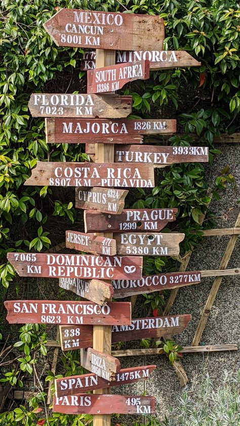 Wooden Street Signs, Garden Sign Post, Distance Signs Post Diy, Stick Fence, River House Decor, Beach Signs Wooden, Personalized Street Signs, Reception Seating Chart, Wedding Directions