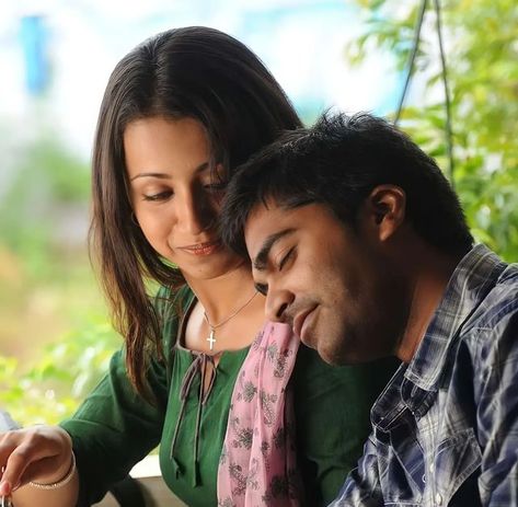 Vinnaithandi Varuvaya, Save The Date Pictures, Trisha Krishnan, Movie Pic, Sports Technology, Movie Lines, Love Couple Photo, Cute Couple Poses, Wallpapers Images