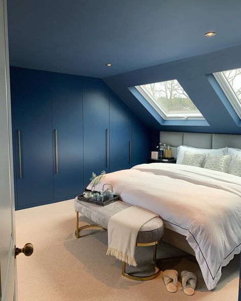 Colored Ceiling Bedroom, Velux Windows Bedroom, Dormer Bedroom Ideas, Slanted Roof Bedroom, Eaves Bedroom, Converted Loft, Oversized Headboard, Dormer Bedroom, Loft Conversion Bedroom