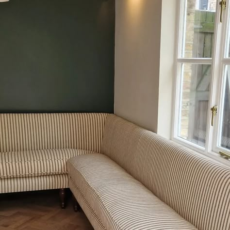 john haswell on Instagram: "Custom made in house seat area covered in @guygoodfellowcollection with foam core feather wrapped cushions." Sofa For Kitchen, Corner Banquette, Dining Room Nook, Dining Nooks, Banquette Seating In Kitchen, Orchard House, Dining Banquette, Built In Banquette, Kitchen Banquette