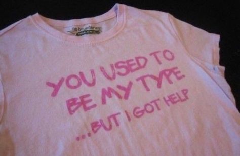 How To Have Style, Harleen Quinzel, Silly Shirt, Funky Shirts, Word Quotes, My Type, Weird Shirts, Aesthetic Shirts, 로고 디자인